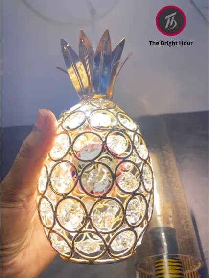 Original Crystal আনারস স্টাইল ঝাঁড়বাতি প্রিমিয়াম কোয়ালিটি ফিনিশ  Set – ৫ লেয়ারের হ্যাংগিং লাইট, স্টাইলিশ ও টেকসই ডিজাইন (Pineapple Style Chandelier – Golden Look with Premium Modern Design, Stylish & Durable Design unique)) 2