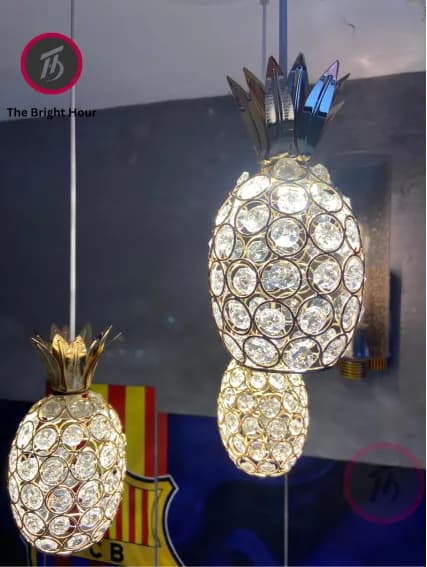Original Crystal আনারস স্টাইল ঝাঁড়বাতি প্রিমিয়াম কোয়ালিটি ফিনিশ  Set – ৫ লেয়ারের হ্যাংগিং লাইট, স্টাইলিশ ও টেকসই ডিজাইন (Pineapple Style Chandelier – Golden Look with Premium Modern Design, Stylish & Durable Design unique)) 3